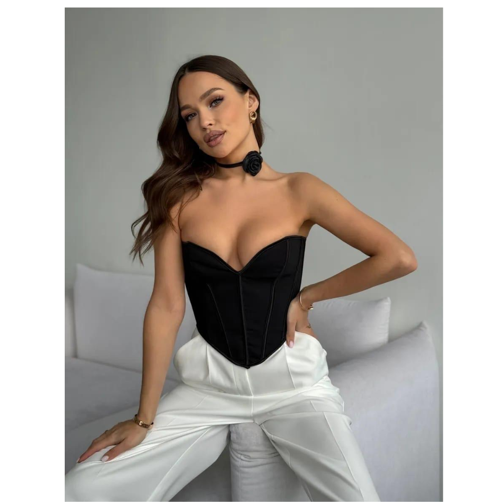 Corset Negro Escote Corazon Mari a Conchita